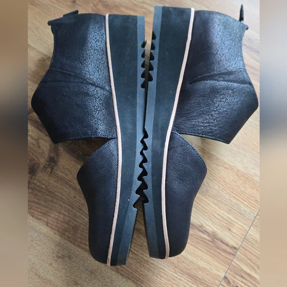 Eileen Fisher Black Match Cutout Demi Wedge Oxford Suede Leather Women's 11 - Picture 6 of 10